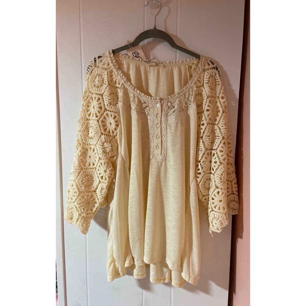 BLUE VELVET TOP Bluevelvet shirt womens small hilo flowy crocheted lace sleeves